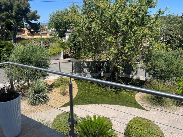 Magnifique villa indiv. 161m2 s/ 1279M2 + piscine