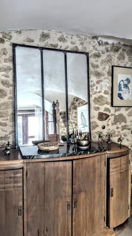 Grande maison de village avec terrasse