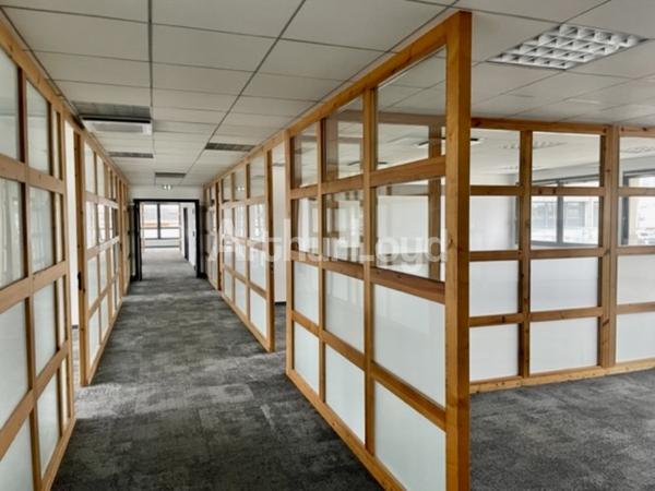 Bureaux à louer Lille - plateau avec terrasses au coeur d'un immeuble rénové proche du centre-ville