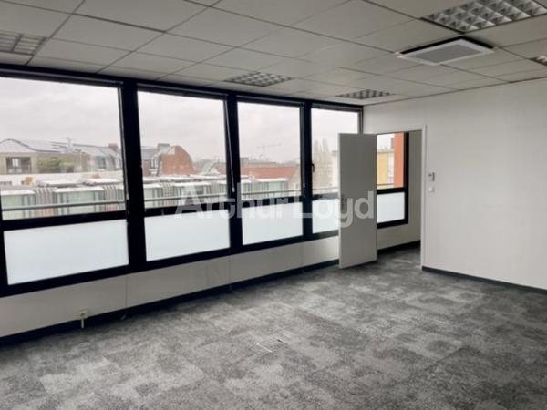 Bureaux à louer Lille - plateau avec terrasses au coeur d'un immeuble rénové proche du centre-ville