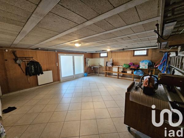 Maison à vendre 10 pièces 178 m² Saint-Fargeau-Ponthierry