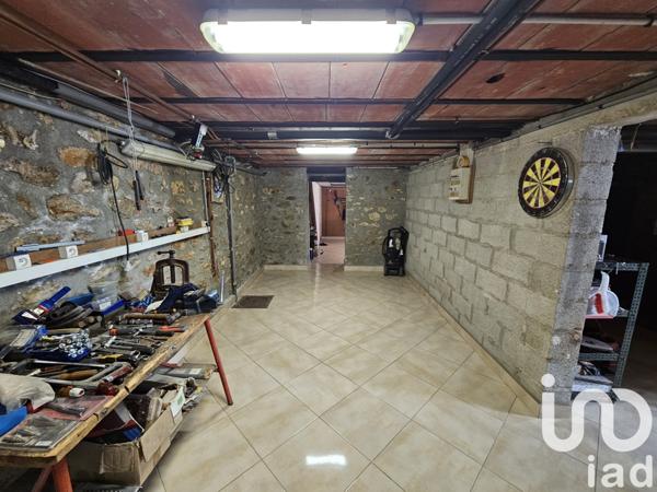 Maison à vendre 10 pièces 178 m² Saint-Fargeau-Ponthierry