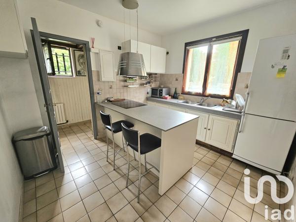 Maison à vendre 10 pièces 178 m² Saint-Fargeau-Ponthierry