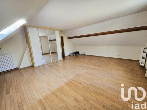 Maison à vendre 10 pièces 178 m² Saint-Fargeau-Ponthierry