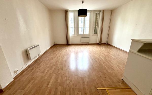 Appartement à louer    2 pièces •  Saint-Quentin