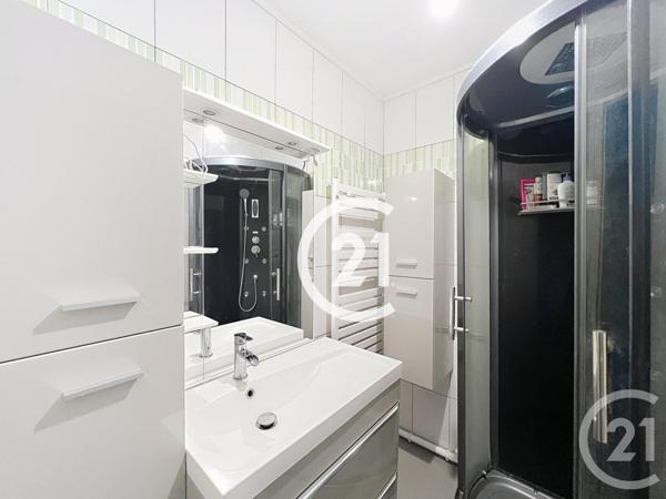 Appartement F2 à vendre  2 pièces - 64 m2 COGNAC - 16