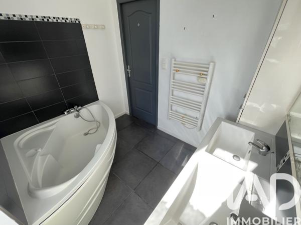 Maison à vendre 4 pièces 82 m² Rochefort