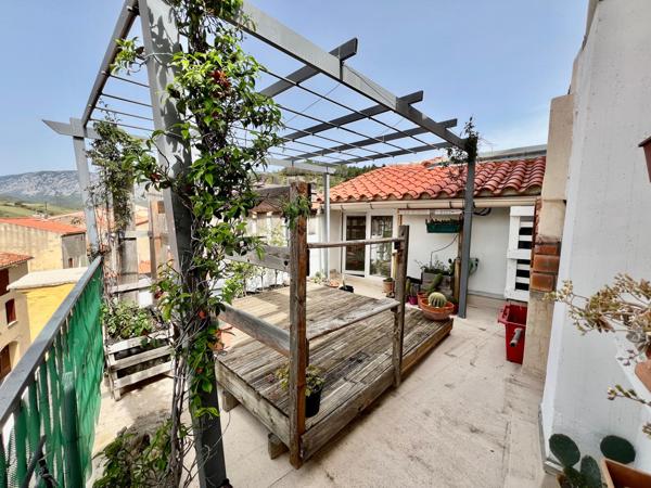 MAISON DE VILLAGE T5 avec terrasse de toit