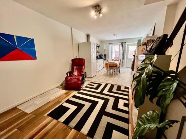 MAISON DE VILLAGE T5 avec terrasse de toit