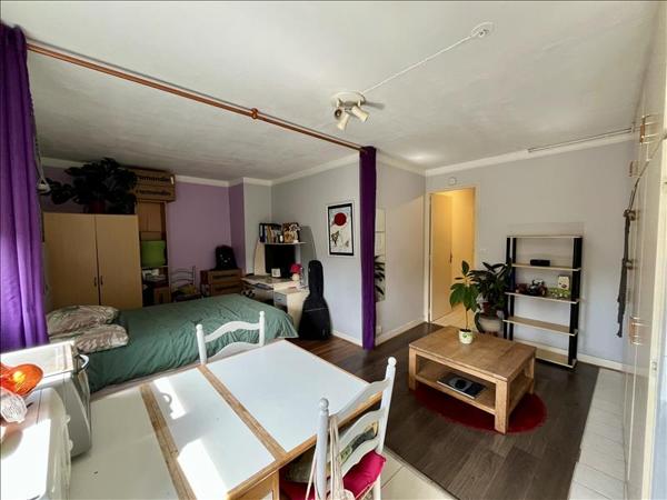 Appartement à vendre |  Bordeaux |  1 pièce | 27 m²