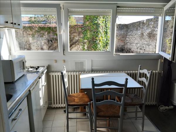 Appartement à vendre |  Bordeaux |  1 pièce | 27 m²
