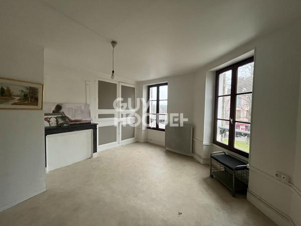 ? INVESTISSEMENT : Immeuble de Rapport - AUXERRE, Quartier du Pont