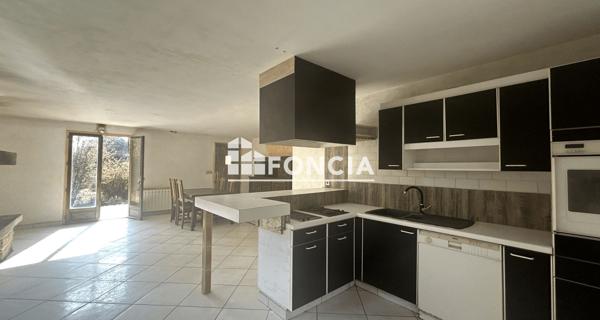 À vendre Maison 6 pièces 127 m² - Neuville-sur-sarthe 72190