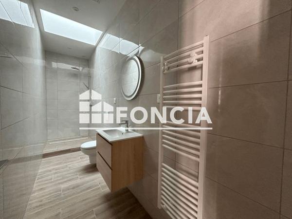 Location Appartement 2 pièces 49 m² - 57 avenue Jean-Baptiste Calvignac Carmaux 81400