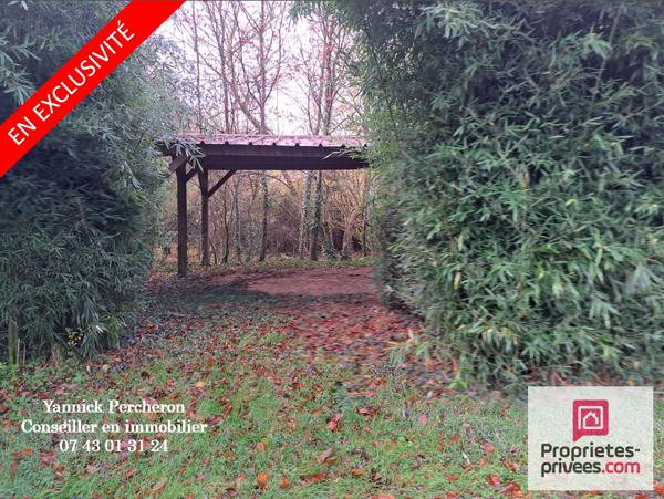 ETANG sur terrain de  5 000M²