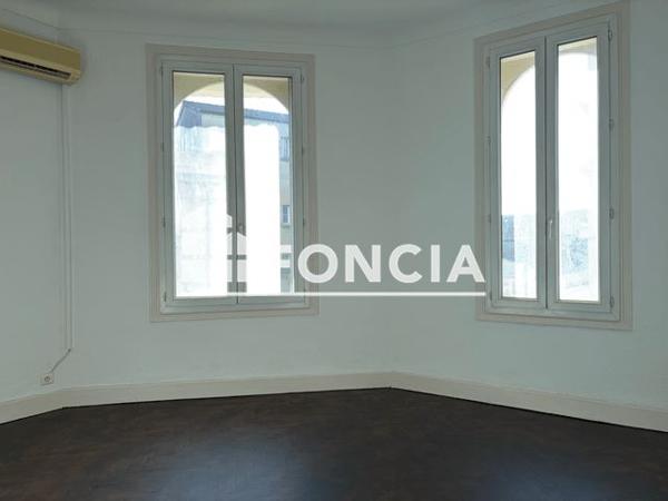 Location Local commercial 3 pièces 84.31 m² - 59 BD FOCH Toulon 83000