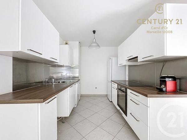 Appartement F3 à vendre  3 pièces - 79 m2 MARSEILLE - 13008