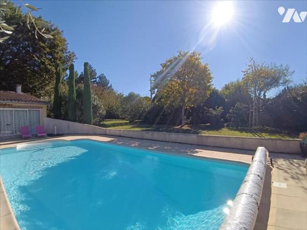 MONTELIMAR maison 180 m2 av piscine et 2424 m2 de terrain