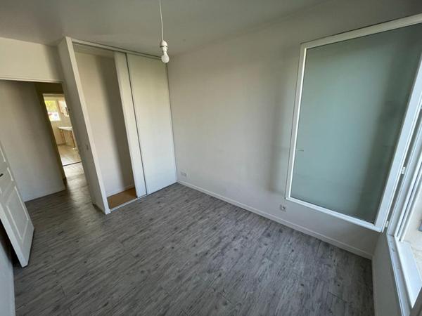 28230 Appartement Epernon 61 m2 parking balcon