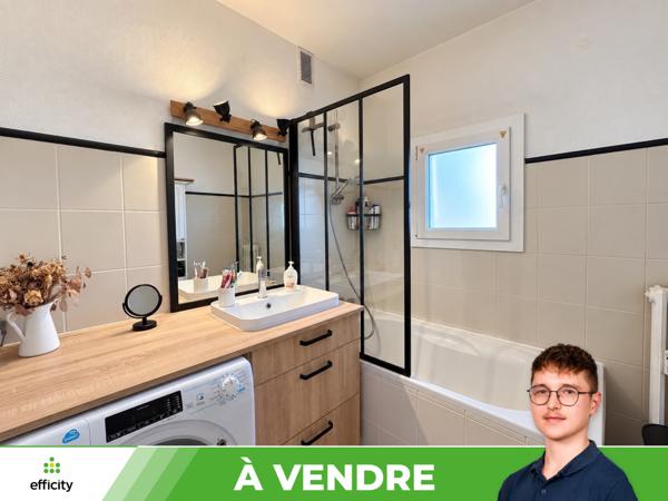 Appartement
         3 pièces
        - 55 m² Exclusivité 117 000 € *