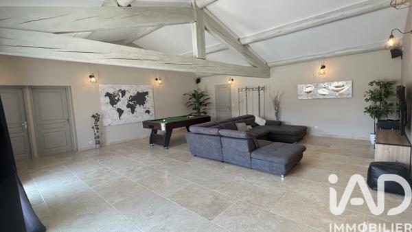 Maison à vendre 11 pièces 275 m² Aubignan