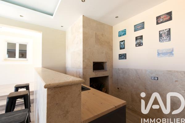 Maison à vendre 11 pièces 275 m² Aubignan