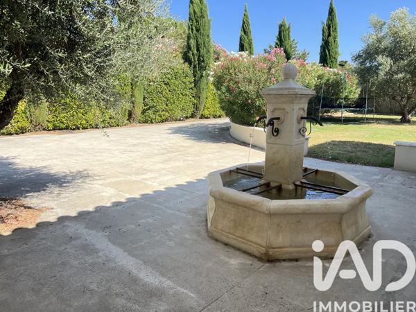 Maison à vendre 11 pièces 275 m² Aubignan