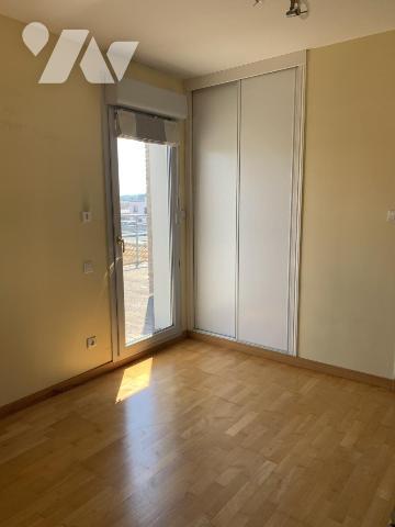 BOULOGNE SUR MER A VENDRE APPARTEMENT AVEC GARAGE