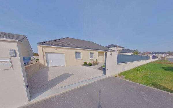 Maison à vendre    5 pièces • 94 m2 Oiry