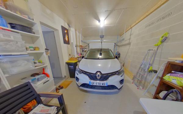 Maison à vendre    5 pièces • 94 m2 Oiry