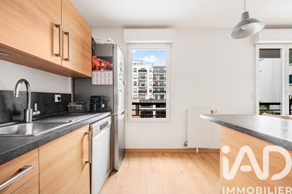 Appartement à vendre 3 pièces 73 m² Suresnes