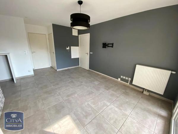 Appartement à louer 3 pièces 53.19m² Toulon (83000)
