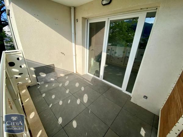 Appartement à louer 3 pièces 53.19m² Toulon (83000)