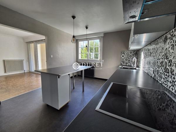 MAISON T5 - CENTRE-VILLE - LA ROCHE SUR YON