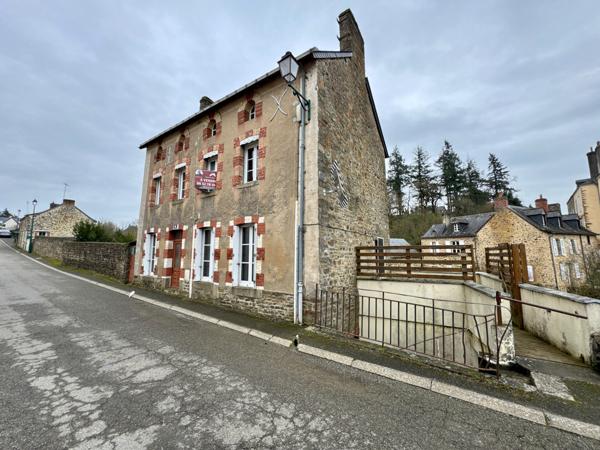 Maison en pierres une chambre et bureau avec terrasse et jardin de 295m2