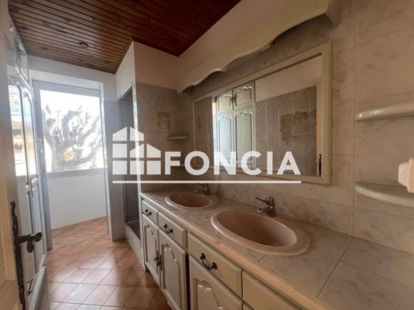 Location Appartement 4 pièces 64.46 m² - Gardanne 13120