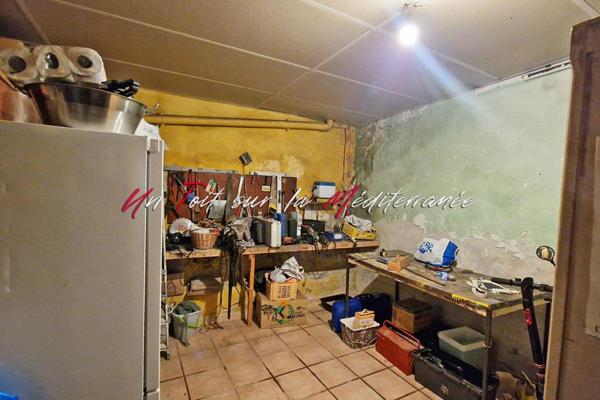 Maison de ville 120m2 habitables + remise 25m2 à Cuers