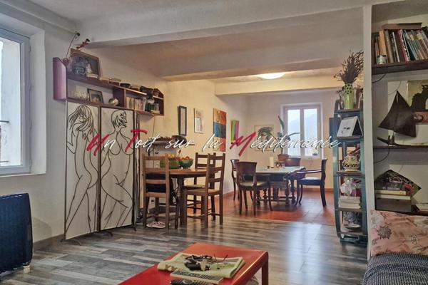 Maison de ville 120m2 habitables + remise 25m2 à Cuers