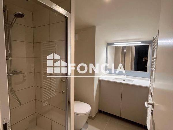 Location Appartement 3 pièces 66.54 m² - 3 RUE DU CHAT Angouleme 16000