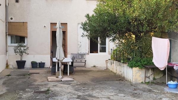 APPARTEMENT AVEC EXTERIEUR