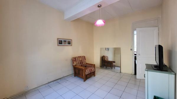 APPARTEMENT AVEC EXTERIEUR