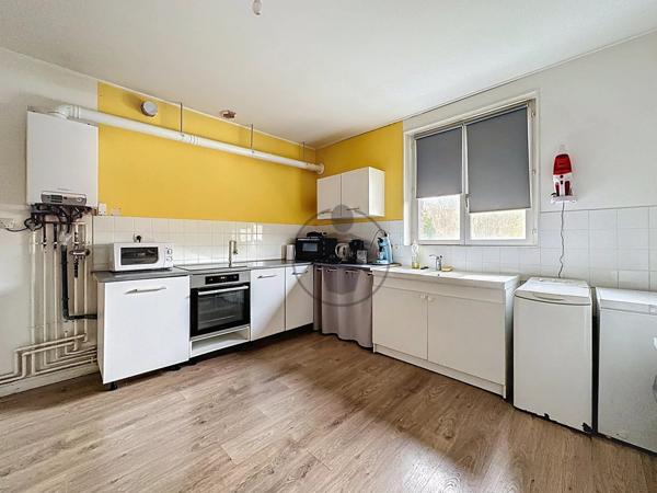 Vente Immeuble 4 pièces 137 m2 à Vermand