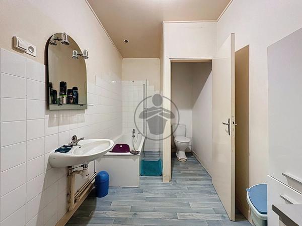 Vente Immeuble 4 pièces 137 m2 à Vermand