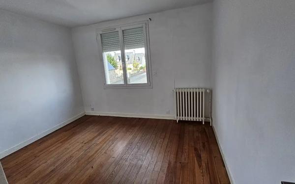 À proximité du centre-ville, maison lumineuse en impasse, ce