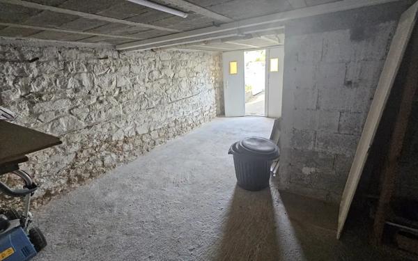 À proximité du centre-ville, maison lumineuse en impasse, ce