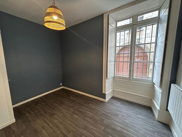 Appartement 2 pièces – 42 m² environ à Rennes (ref : G63389)