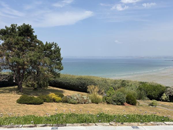 Vente Maison de luxe Kerlaz 7 Pièces 160 m²