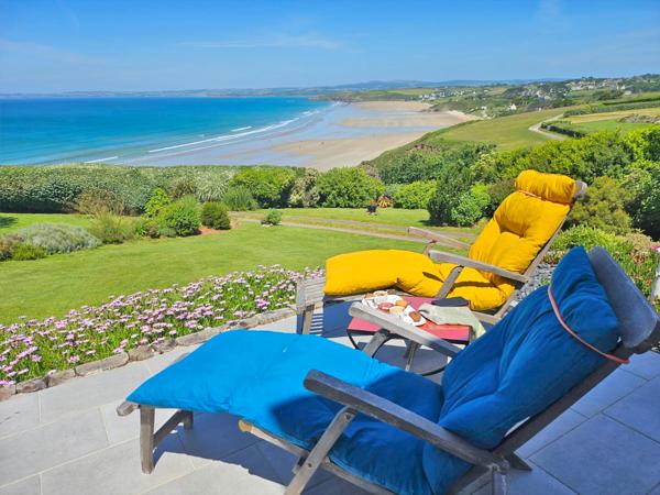 Vente Maison de luxe Kerlaz 7 Pièces 160 m²