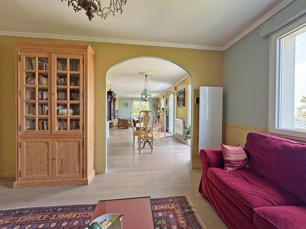 Vente Maison de luxe Kerlaz 7 Pièces 160 m²