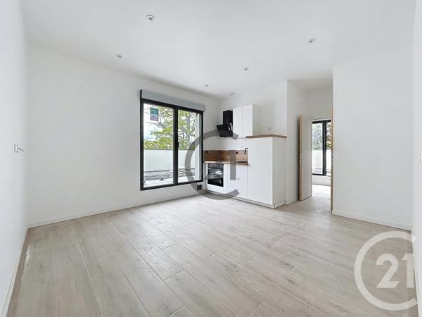 Appartement F1 Bis à vendre  2 pièces - 31 m 2   REIMS  - 51